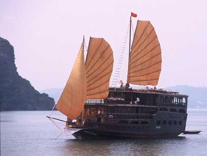 Junk Boat Vietnam